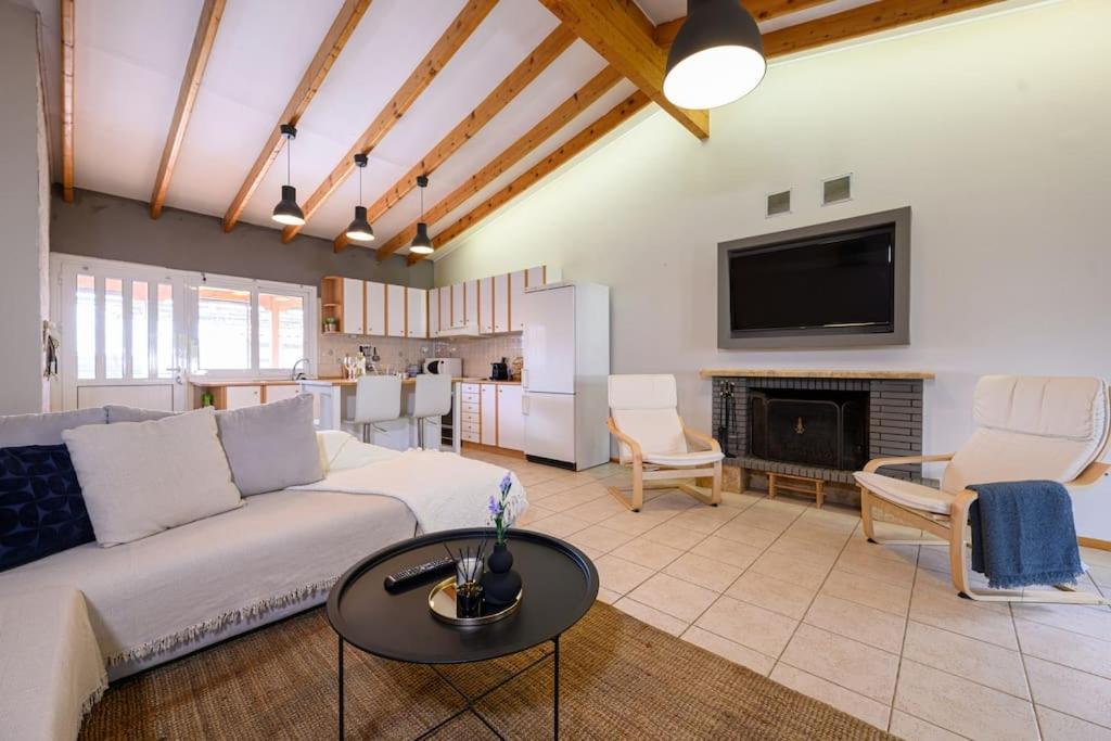 Farmbill Villa Markopoulo Mesogaias ภายนอก รูปภาพ